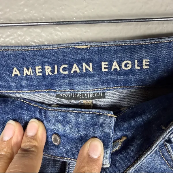 American Eagle High-Rise Blue Denim Roll-Cuff Women's Shorts SZ:6 - Image 8