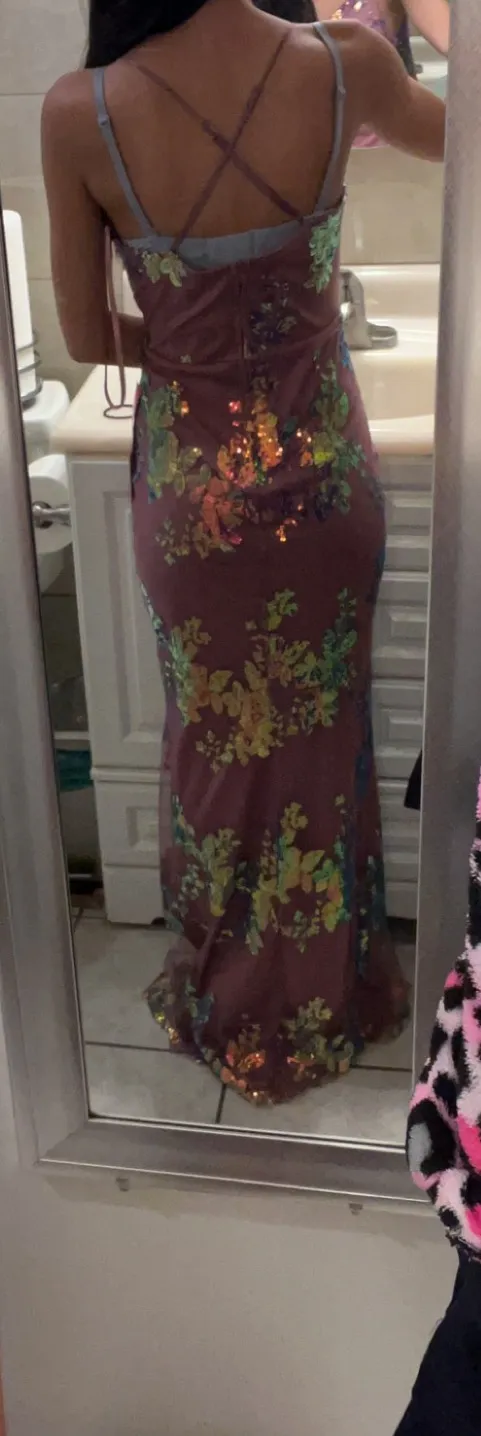 Iridescent Purple Prom Dress Size 6 - Image 3