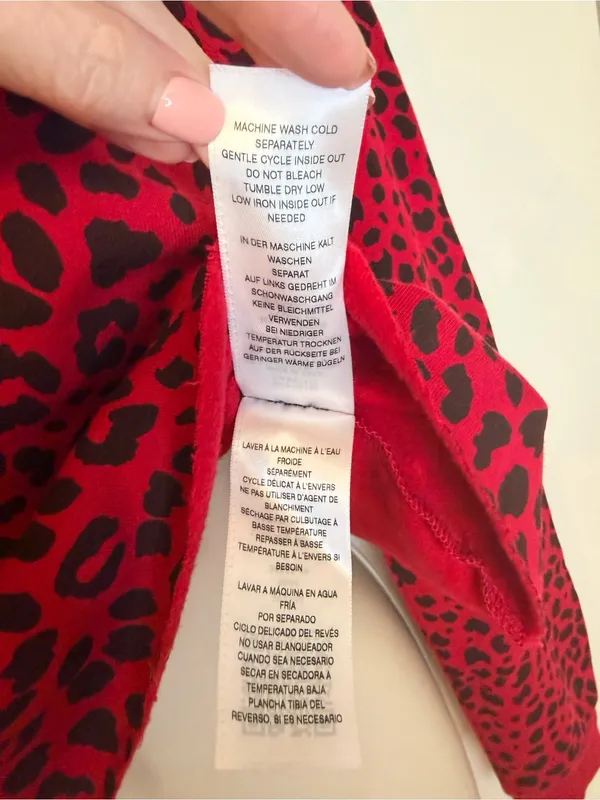 NWT True Religion Red Leopard Print Cropped Hoodie Size Small - Image 8