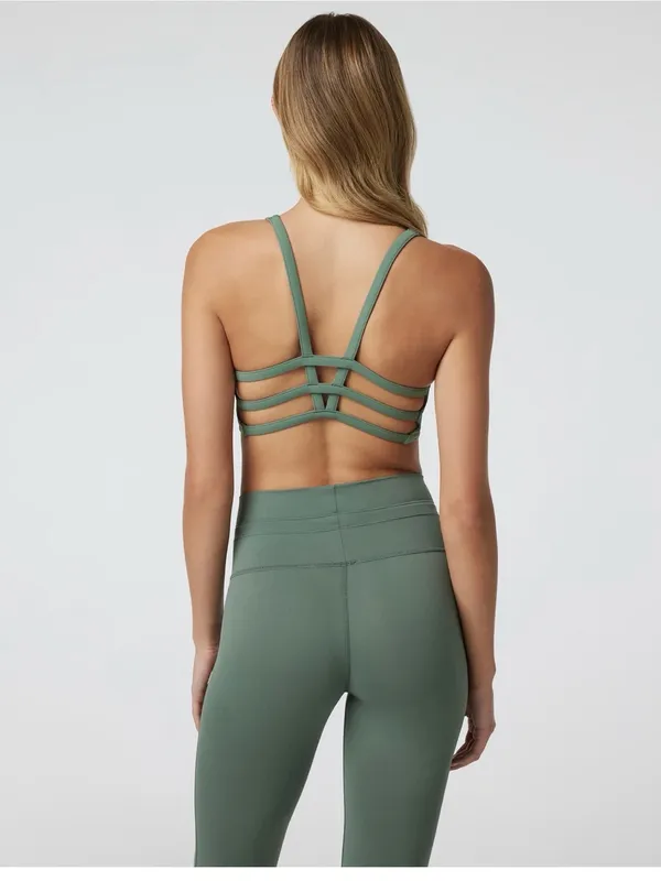 Vuori Daily Leggings + Yosemite Sports Bra Set - Image 2
