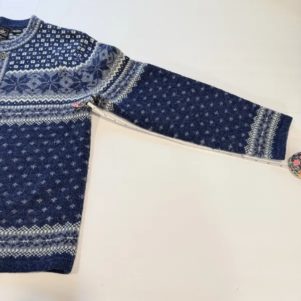 SKYR Norwegian Wool Sweater Cardigan Blue Fair Isle Front Metal Clasps MEDIUM - Image 8