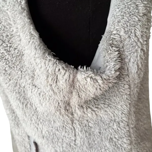 Patagonia Los Gatos Fleece Vest Women’s XL Gray - Image 8