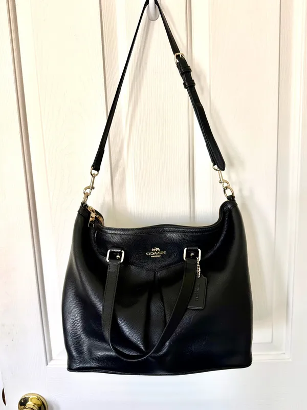Woman’s coach bag - Image 6
