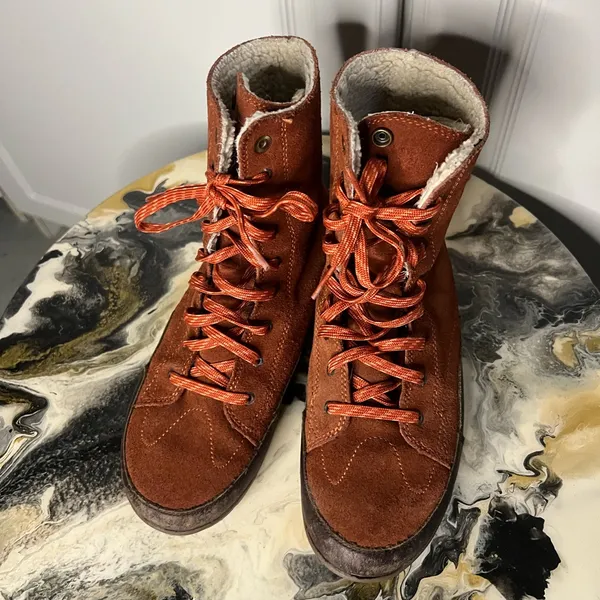 Patagonia Activist Waterproof Rusted Iron Suede Boots 6.5 - Image 6