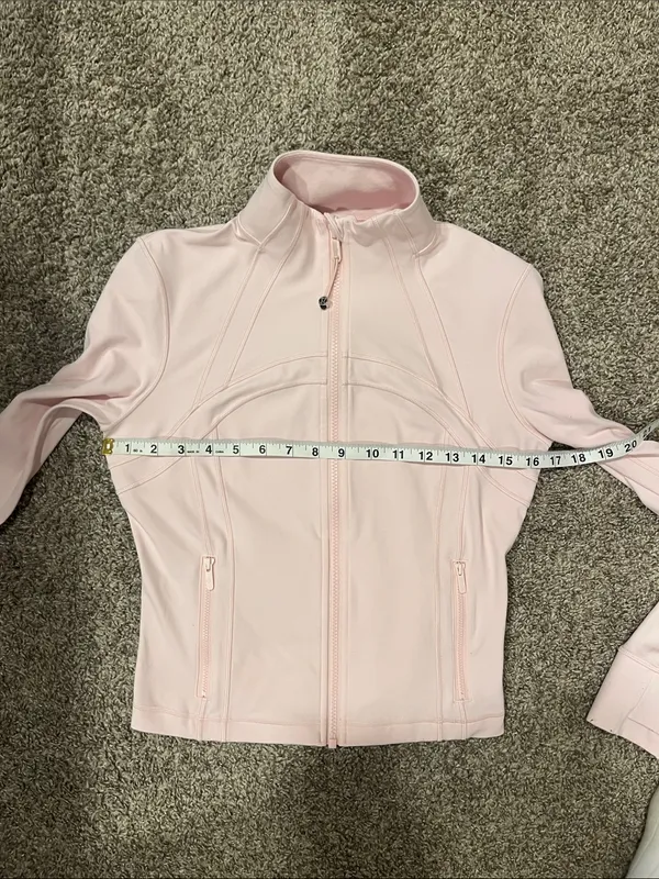 Lululemon Define Cropped Zip Up Jacket in Pink Size 8 - Image 5
