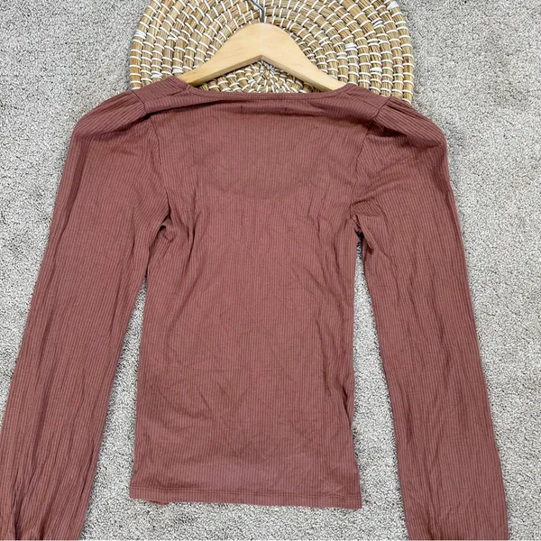 Abercrombie & Fitch Women’s Ribbed Puff Sleeve Longsleeve Shirt in Mauve M - Image 8