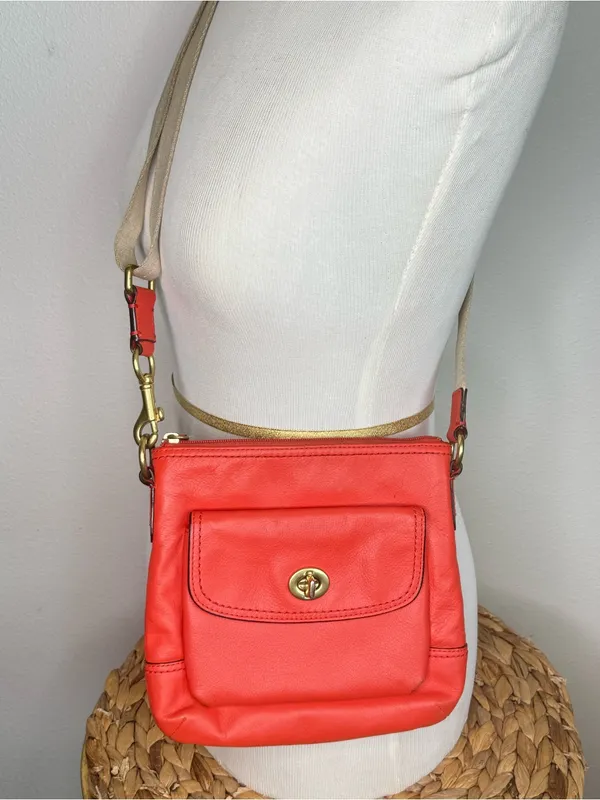 Coach Purse Park Leather Swingpack Crossbody Poppy Red Coral Turnlock Leather - Image 2