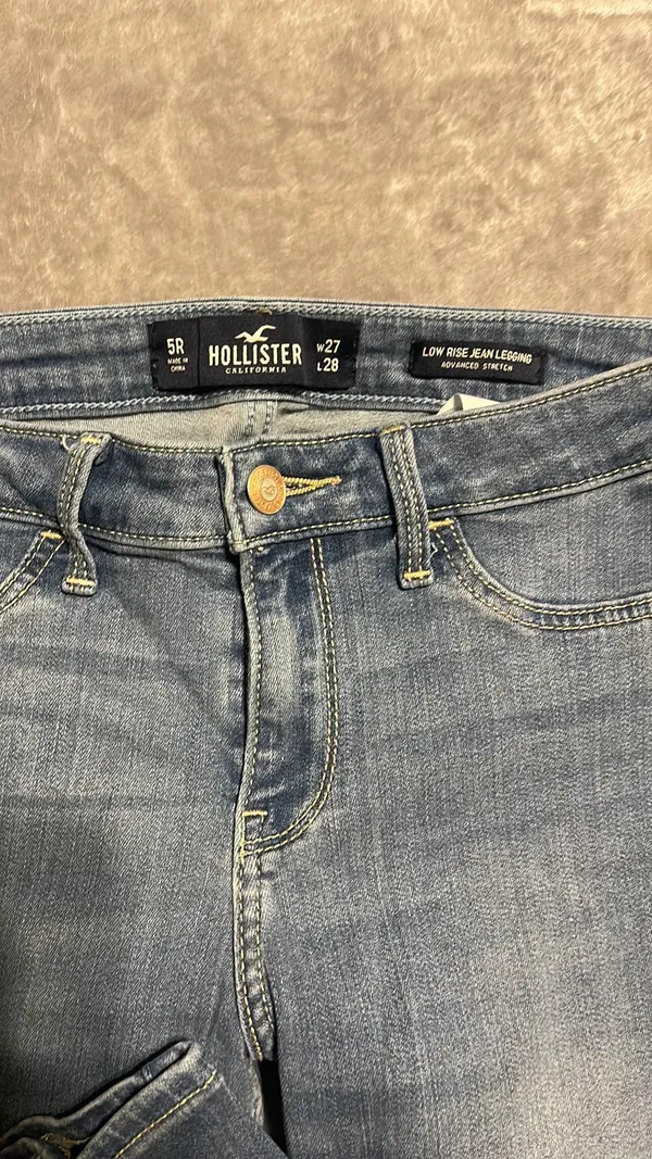 Hollister Low Rise Jean Legging Size 5R W27 L28 - Image 3