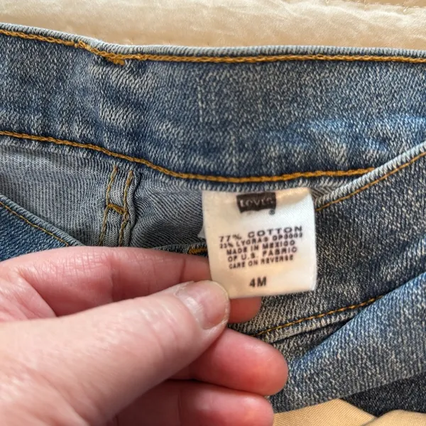 Levis 515 Jeans Faded Bootcut Raw Hem 27x30 Size 4 - Image 6