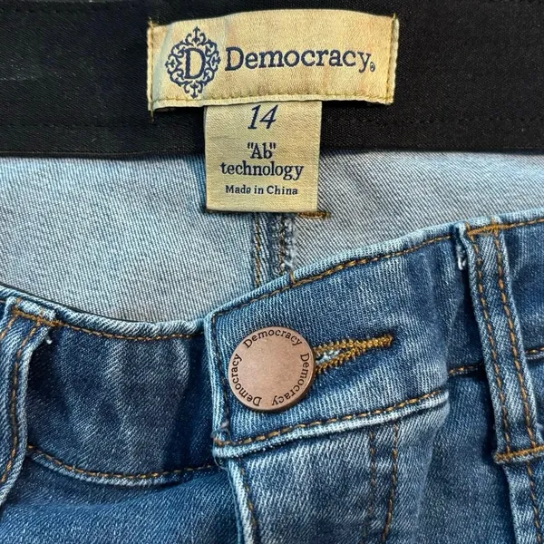 Democracy Plus Size 14 Ab Technology Wide Leg Jeans Raw Hem Patch Pockets - Image 3