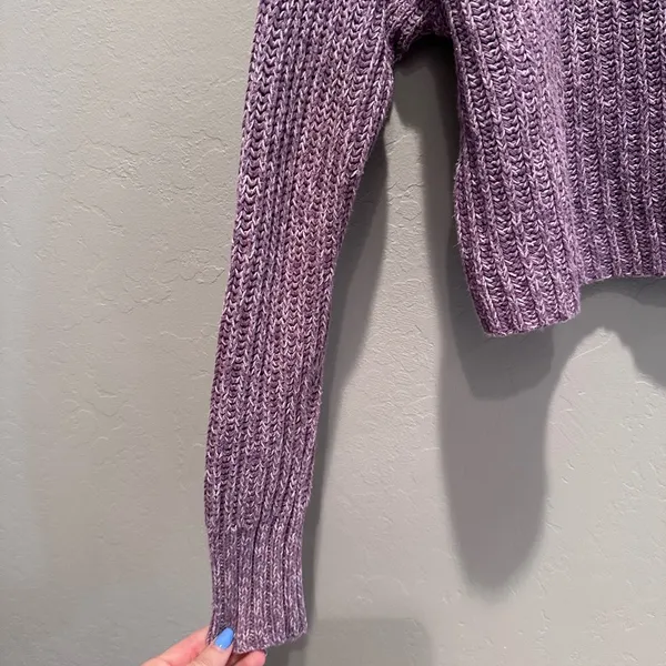 American Eagle Purple Henley Cropped Sweater XS Buttons Round Neck Casual‎ - Image 8