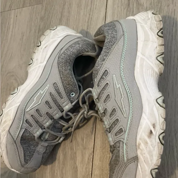Gray Lace - Image 2