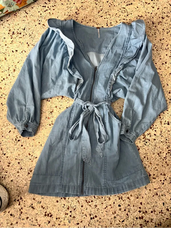 Free People Chambray Cotton Denim Mini Dress Belted Blue Front Zip SZ small - Image 4