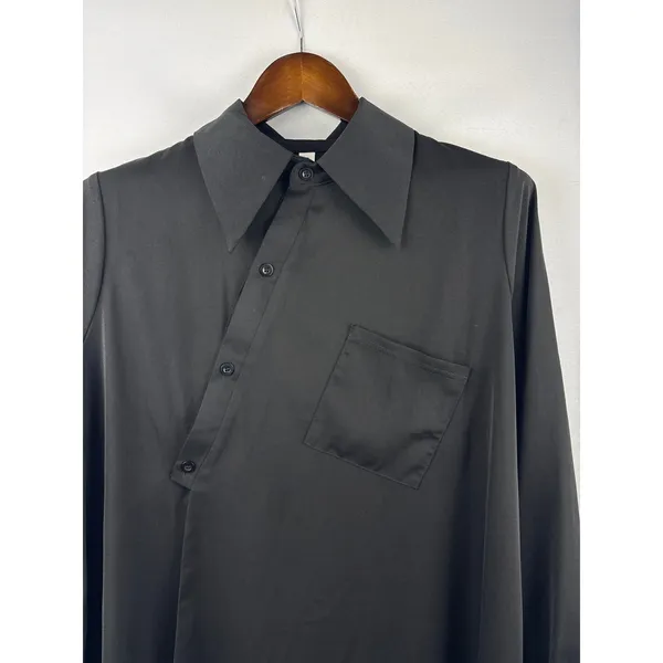 Women’s Ellazhu Black Asymmetrical Buttoned Shirt - Image 2