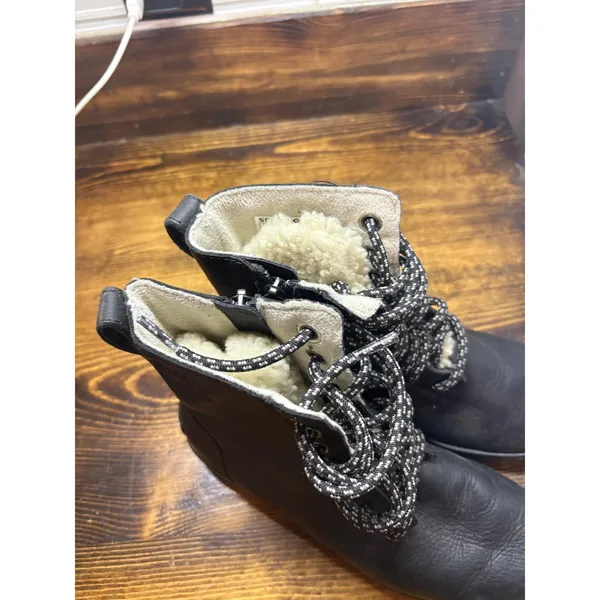 Sorel Black Lace Up Boots Size 6.5‎ - Image 6