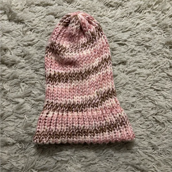 Women’s Cozy Soft Pink Knit Beanie - Image 4