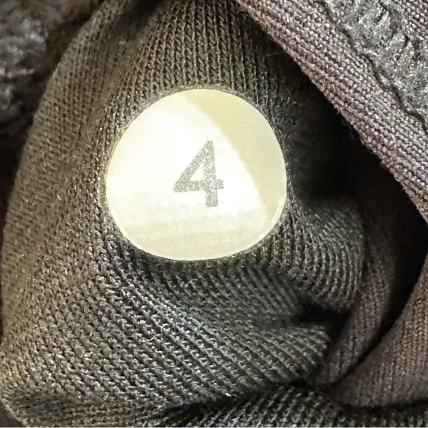 Lululemon Cropped Black Leggings - Image 9