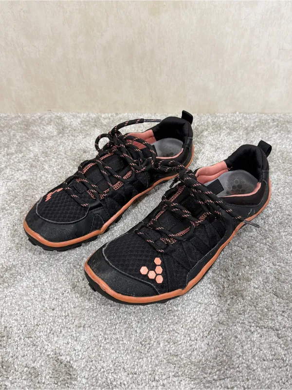 Vivobarefoot Women’s Breatho Trail Running Shoes Lace Up in Black 7.5 - Image 4
