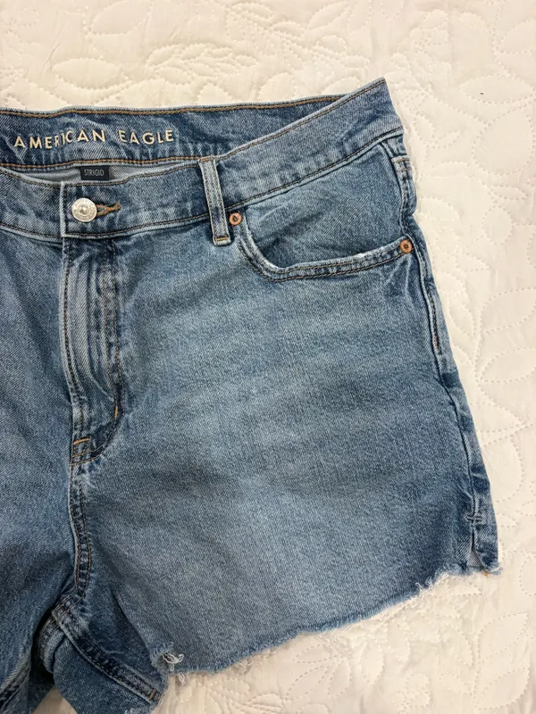 American Eagle Jean Shorts - Image 3