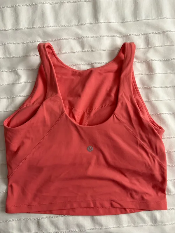 Lululemon Women's Coral Crop Top - Sleek Scoop Neck - Image 2