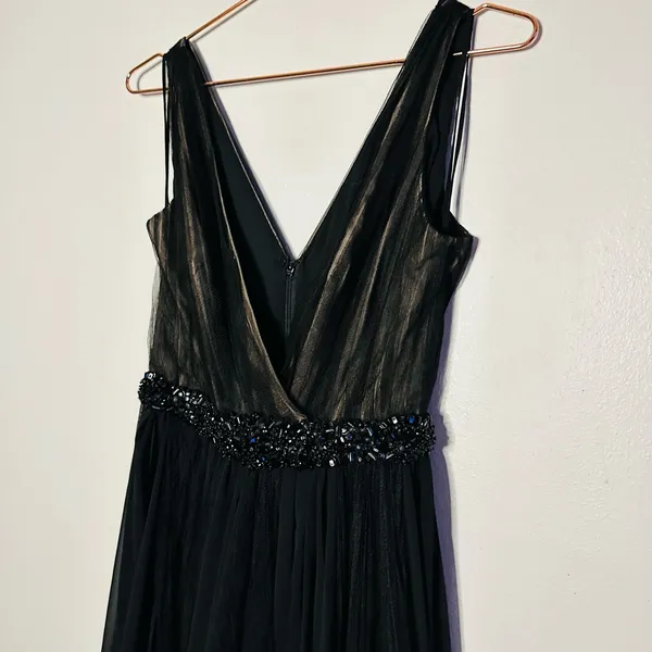 Badgley Mischka Black pleated Tulle Chiffon V-neck Gown size 2 - Image 6