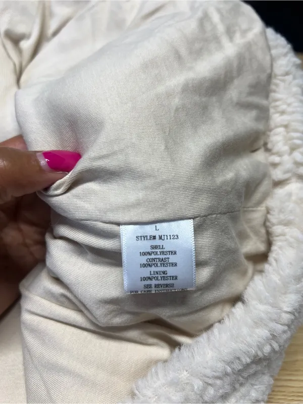 Oli & Hali Cream Sherpa Half Zip Vest Size L Contrast Pocket - Image 11