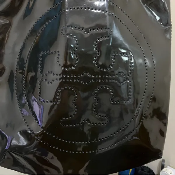 TORY BURCH Style No. 11075807 Patent Leather Tote Black/Navy Lining - Image 2