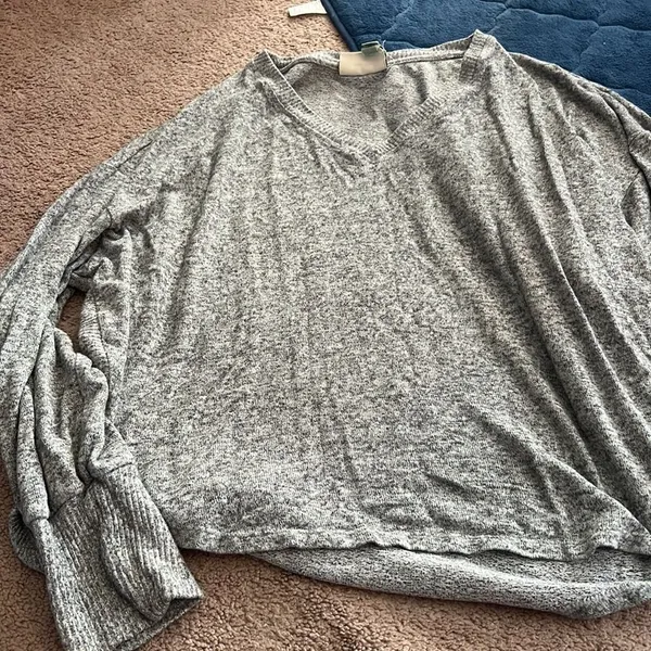 Anthro Saturday Sunday grey top M‎ - Image 4