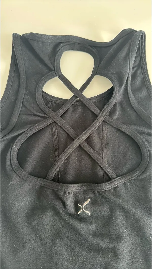 Capezio black tank top with cut out design on back. Size large child - Image 4