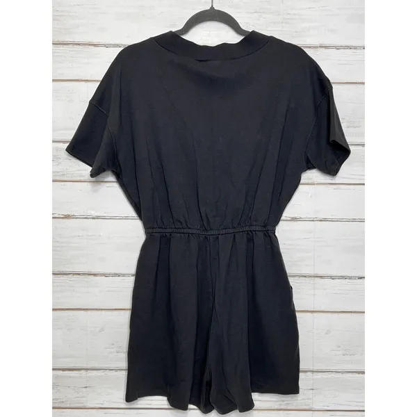 Zenana Gray Cotton V Neck Romper Size Small Short Sleeve Utility Pocket - Image 3