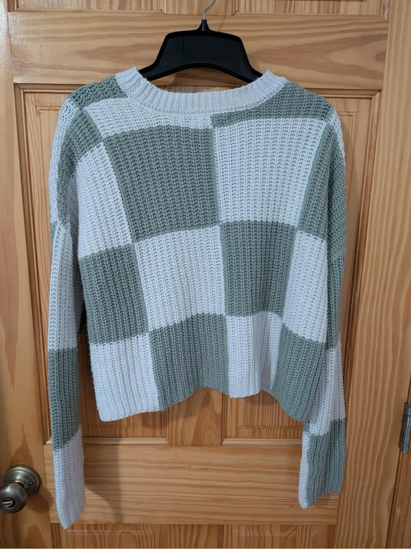 Moon & Madison Green White Colorblock Chunky Knit Sweater Size XS - Image 3