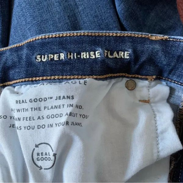 American Eagle Super High Rise Flare Jeans - Image 3