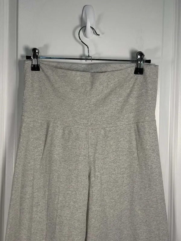 Brandy Melville High-Waisted Wide-Leg Lounge Pants in Heather Grey - Image 3