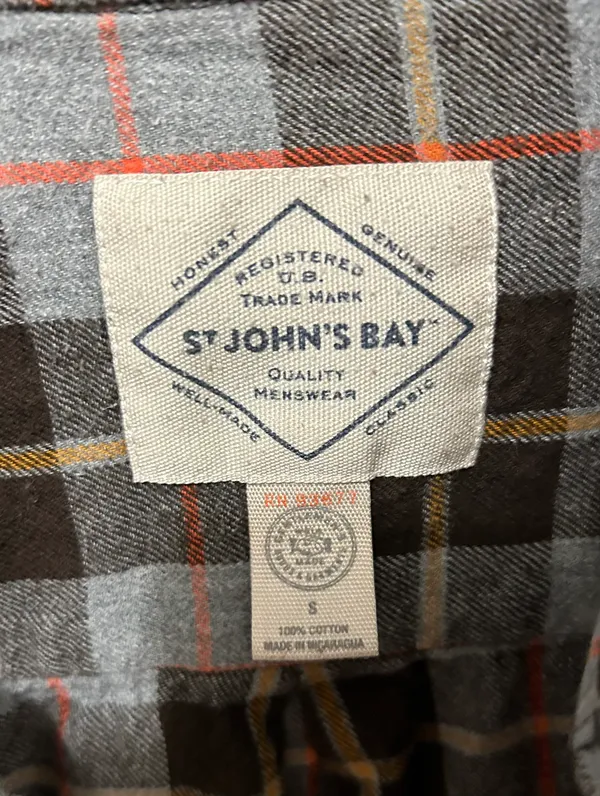 St. John’s Bay Oversized Flannel - Image 4