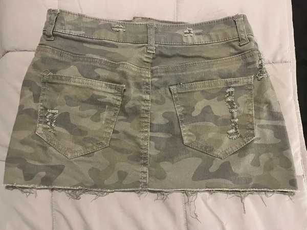Camo mini skirt Green - Image 2