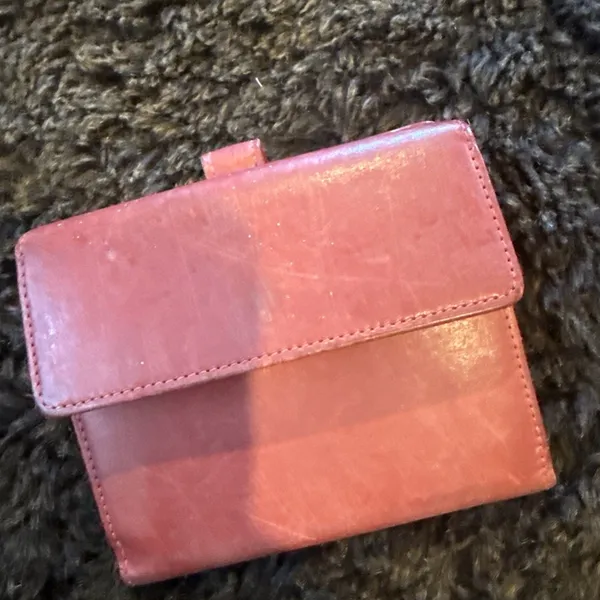 red Coach leather bifold wallet. - Image 4