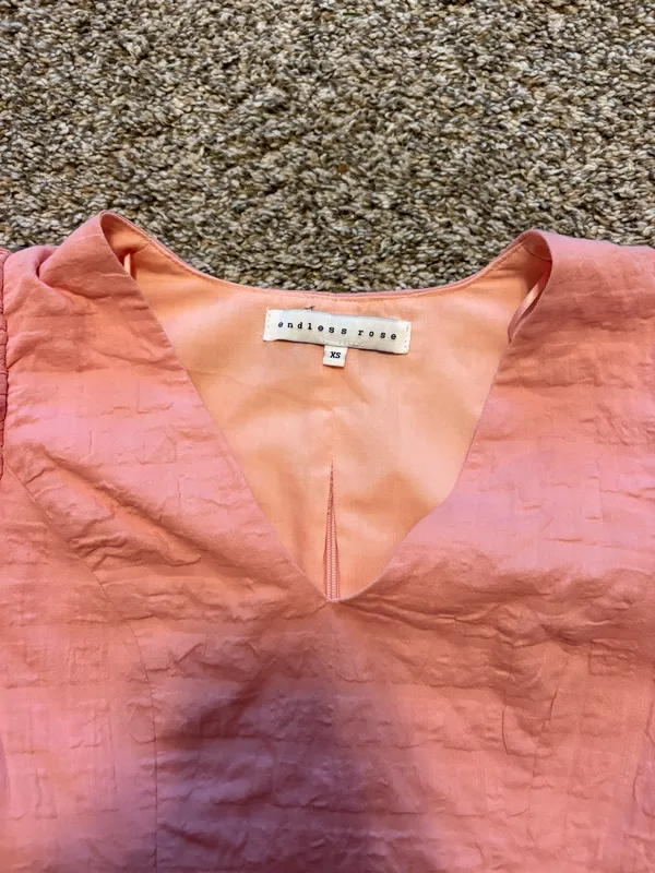 Endless Rose Puff Sleeve Top - Image 2