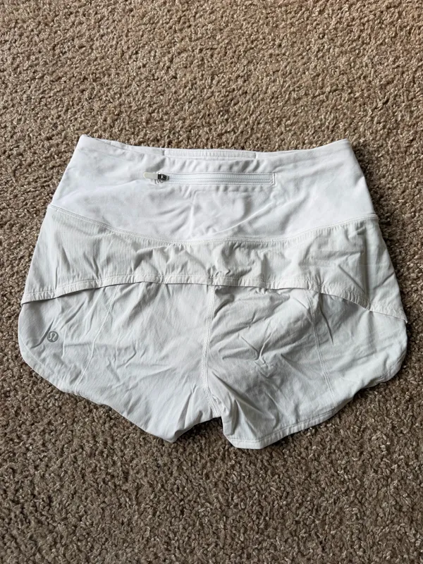 Lululemon Speed Up High Rise Shorts 2.5” White - Image 4
