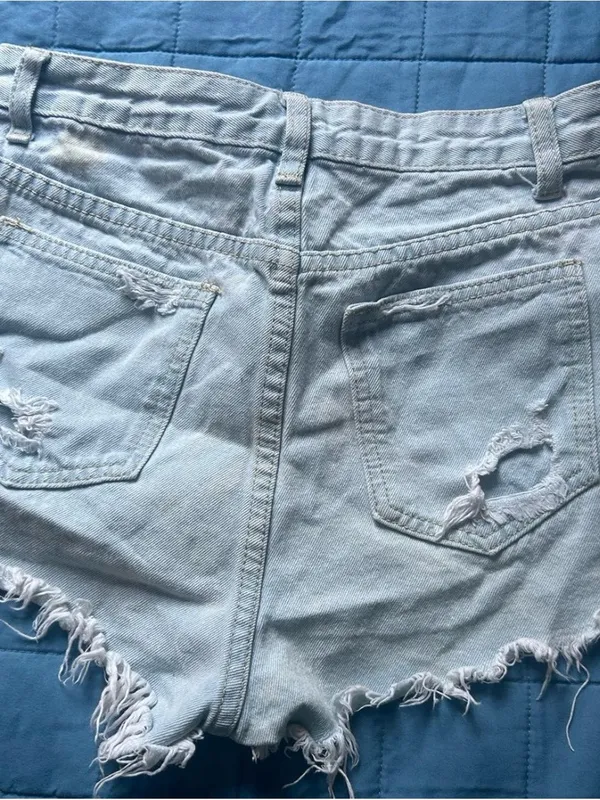 SheIn Light Blue Denim Frayed Hem Women’s Shorts - Image 5
