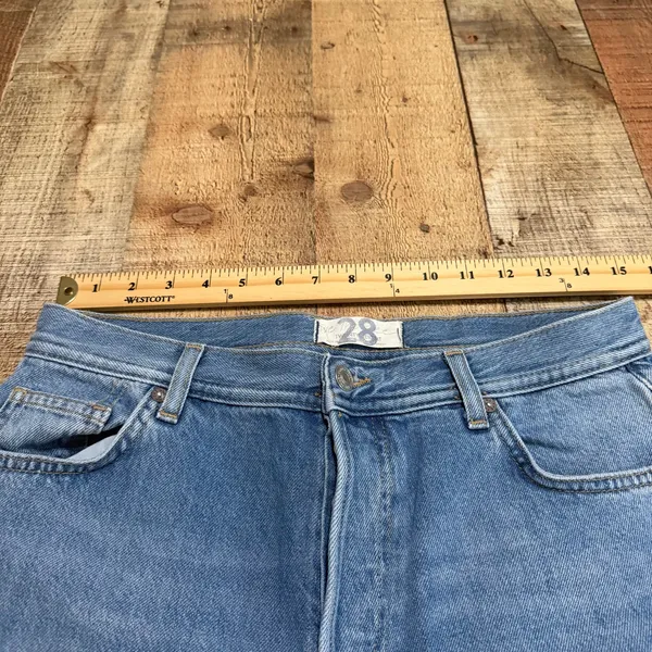 Free People Medium Denim Straight Leg Distressed Maggie Jeans Sz 28 Frayed Hem - Image 6