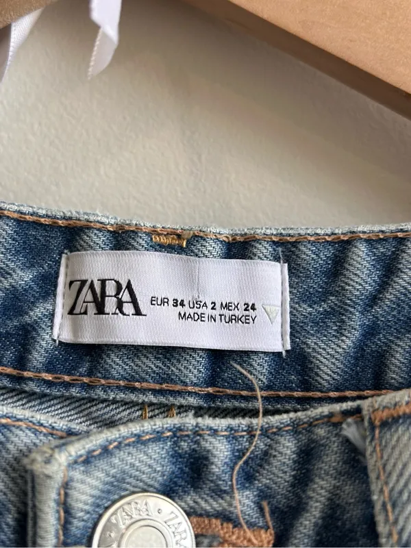 Zara High-Rise Wide-Leg Ripped Jeans in Light Wash - Size US 2 / EU 34 - Image 5