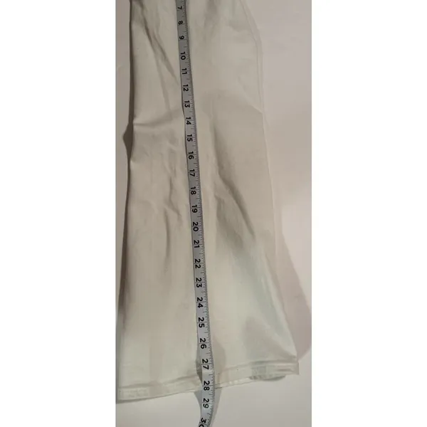 Aritzia Denim Forum Jeans Sz 25x28L Twiggy High Rise Flare White Retro Festival‎ - Image 6