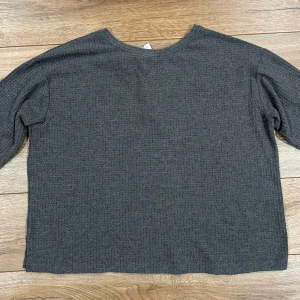 JOYSPUN Basic Gray Long Sleeve Ribbed Henley Top | Size Large - Image 3