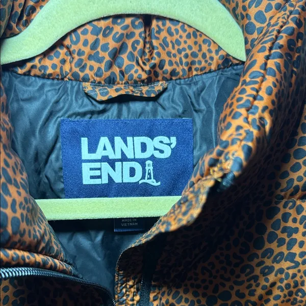 Lands'‎ End Leopard Print Puffer Vest - Image 3