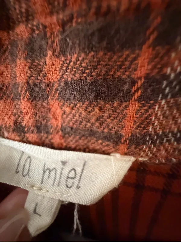 La Miel Orange Plaid Flannel Button Up Shirt Women’s size Large(A617) - Image 6