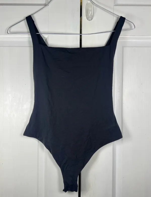 SKIMS Fits Everybody Square Neck Bodysuit - Image 2