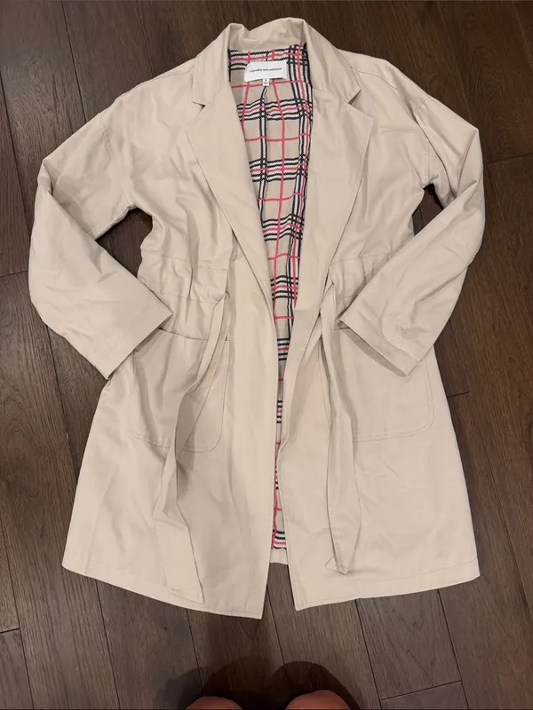 Cupcakes And Cashmere Trench Coat in Khaki/Tan Size Small - C4-097 - Image 2