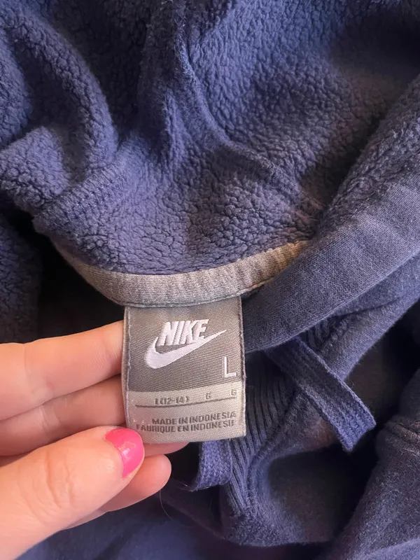 Nike Hoodie Sweatshirt - Image 3