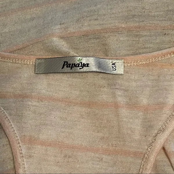 Papaya Peach Floral Print 'Love' Graphic U-Neck Tank Top Women's Size M - Image 4