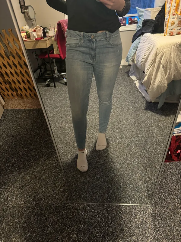 American Eagle Jeans - Image 2